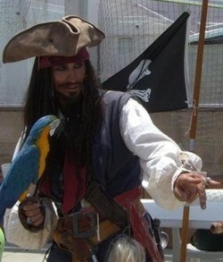 picture of Parrot Jack, a satirical parody of Jack in a parrot show