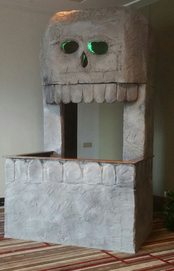 Giant Skull Riock Mountain Bar 13' tall for rent